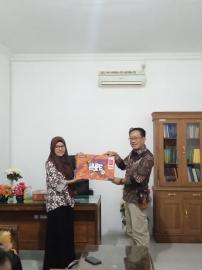 PENYERAHAN LAPTOP UNTUK KB HARAPAN BANGSA DAN SPS HARAPAN BANGSA